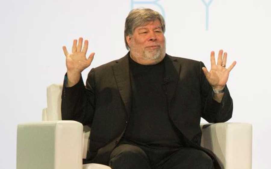 Cofundador da Apple diz que você deve abandonar o Facebook