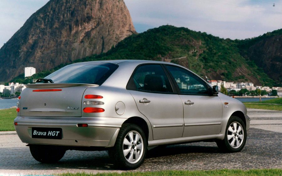 Você lembra do Fiat Brava? Já faz 20 anos que ele chegou no Brasil