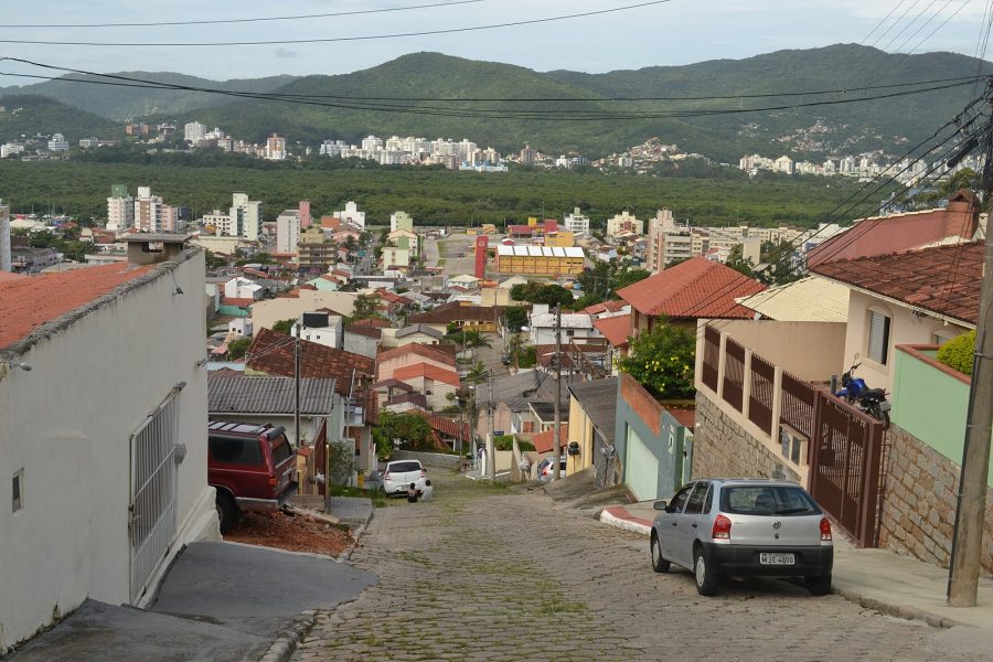 Panorama da cidade a partir do Morro da Cruz (foto: Janko Hoener / wikimedia)