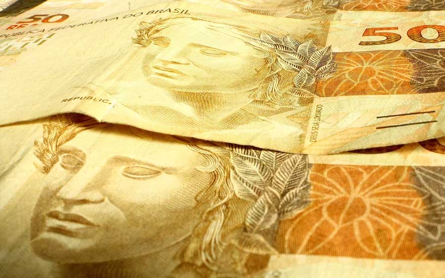 Salário mínimo do brasileiro sobe para R$ 1.039