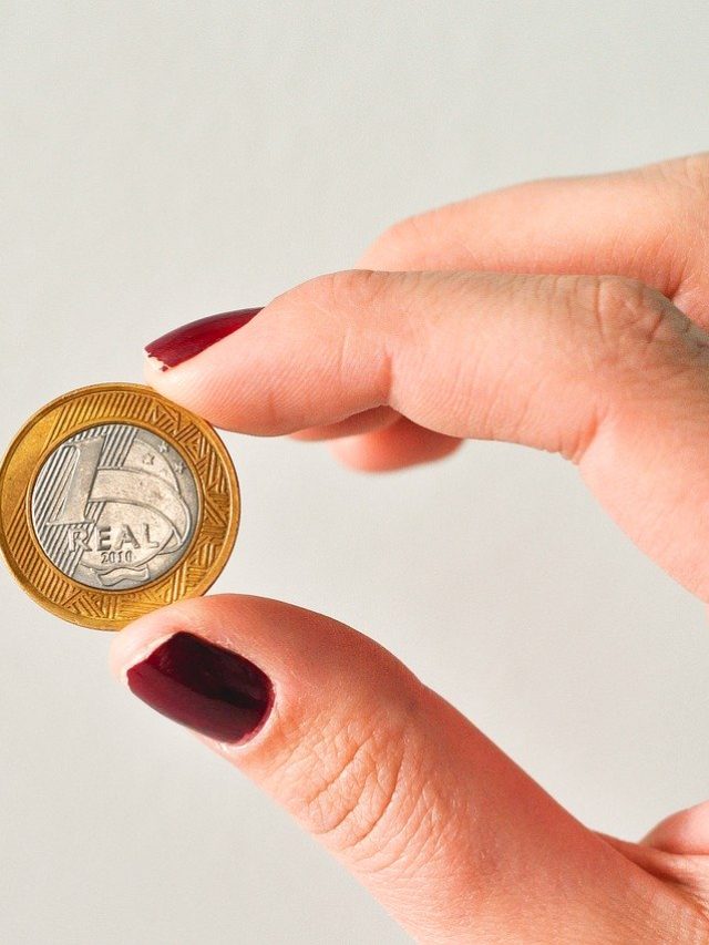 Valor de tarifas entre um banco e outro pode variar quase 500%