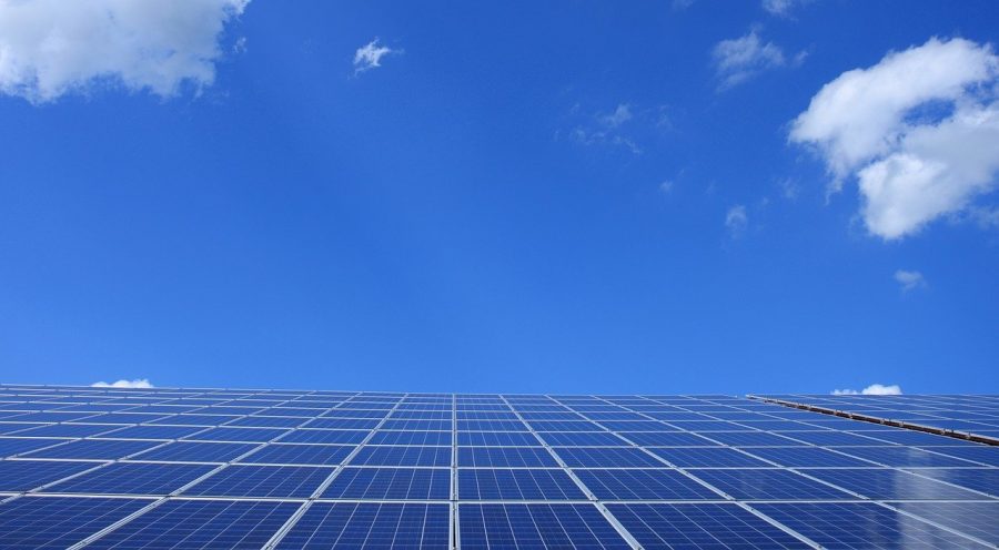 Na geração fotovoltaica, a energia luminosa é convertida diretamente em energia elétrica.
