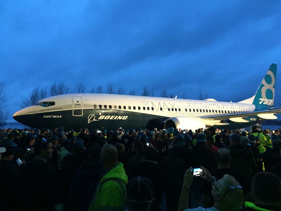 Lançamento do 737 MAX em dezembro de 2015 com o primeiro 737 MAX 8 (Aka The Beav / Wikimedia)