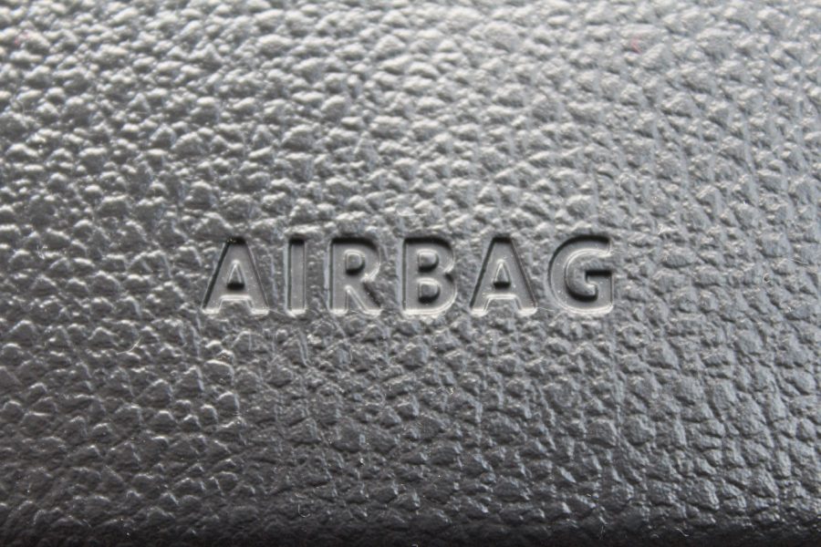 Existem vários tipos de airbags