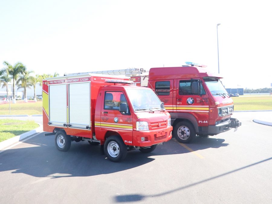 A fábrica do BMW Group em Araquari (SC) passou a utilizar um Veículo Elétrico Compacto de Combate a Incêndio, como mais um passo na direção global da empresa em garantir o futuro da mobilidade sustentável. A Unidade de Combate Incêndio Elétrica (UCI Elétrica) foi desenvolvida especialmente para a planta catarinense da marca bávara e é o primeiro modelo com essa configuração fabricado no Brasil.