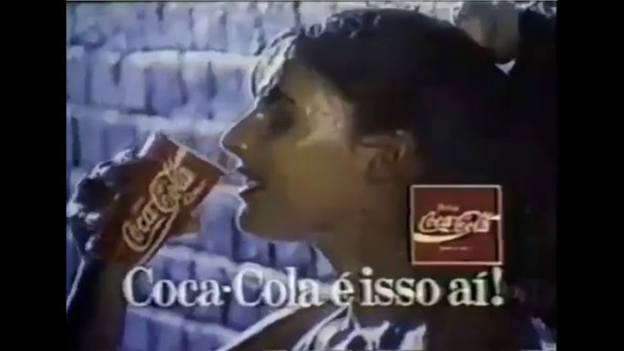 Jingle da Coca-cola marcou época com "Coca-Cola é isso aí"