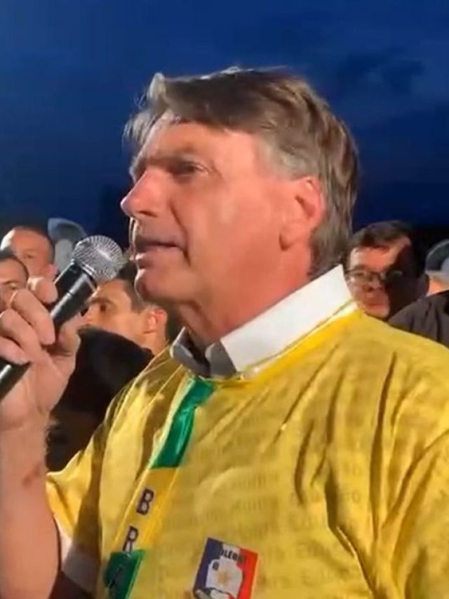 Bolsonaro faz pronunciamento após derrota nas eleições