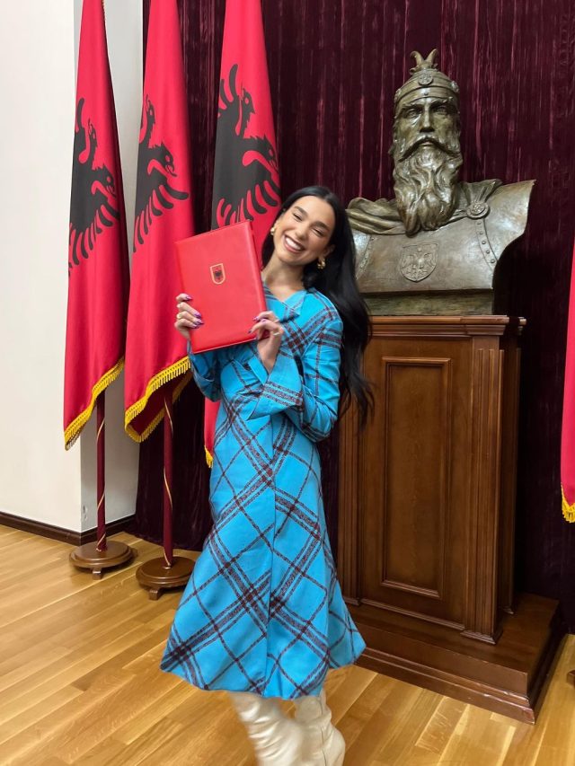 Dua Lipa recebe título de cidadã albanesa