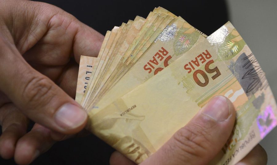 Saque-aniversário do FGTS não deverá ter fim em 2023