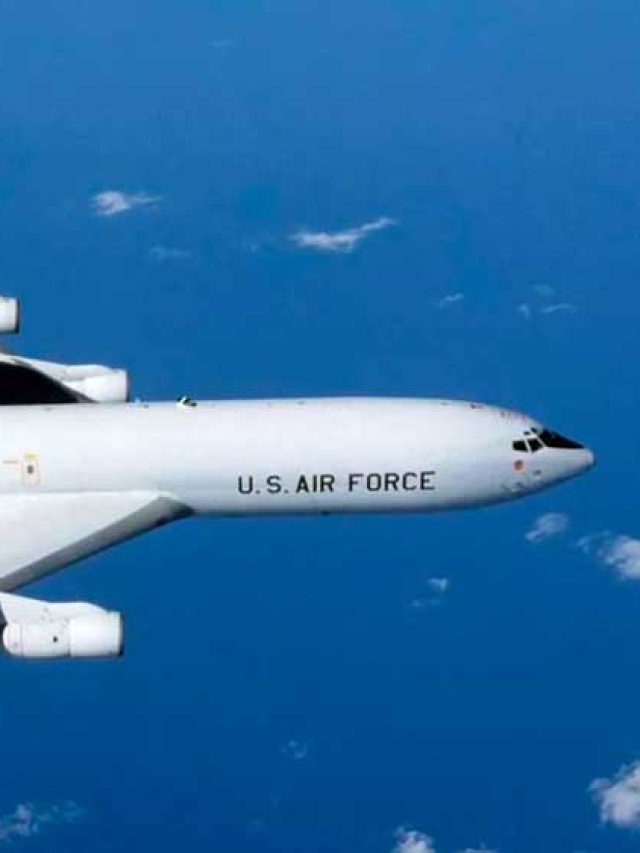 Mais um OVNI foi abatido pelos EUA; balões da China são investigados