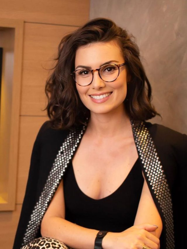 Me Poupe! Nathália Arcuri deve parar de vender cursos e focar em app