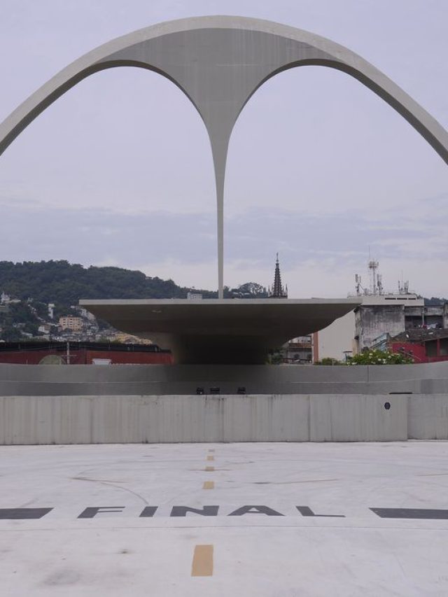 Carnaval RJ 2023: ingressos pela internet devem ser pagos em dinheiro