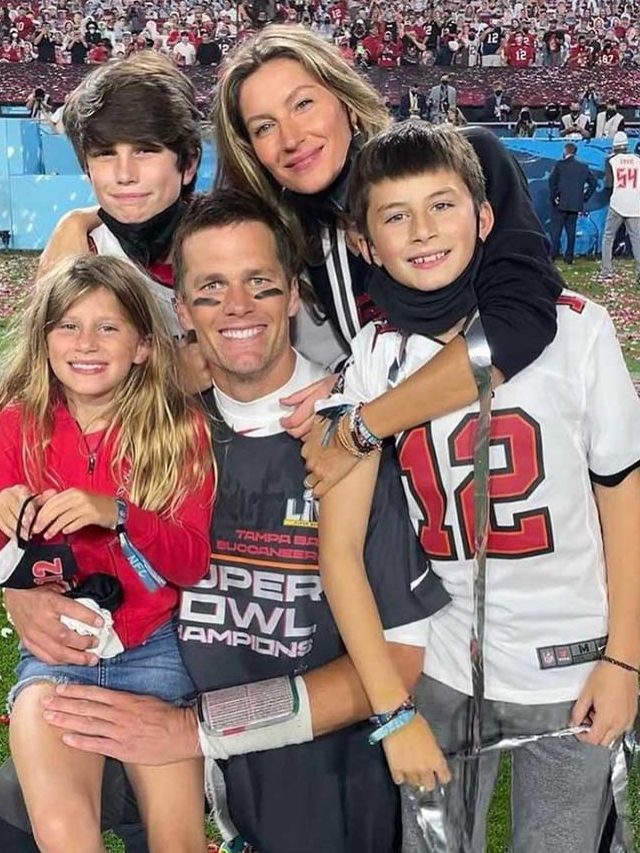 Tom Brady posta foto de Gisele Bündchen e recebe reposta surpreendente