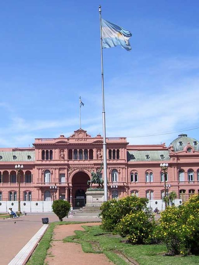 Inflação na Argentina ultrapassa 100% após 31 anos