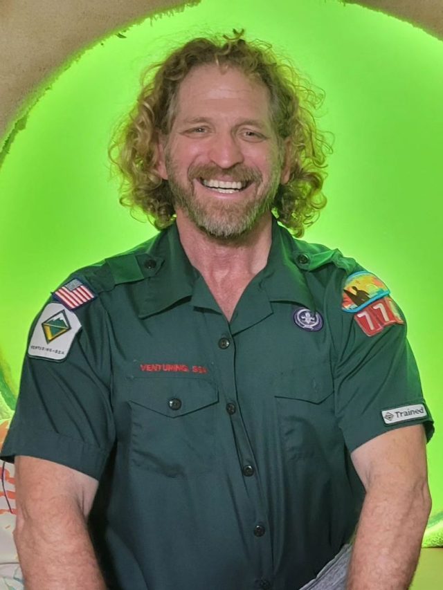 Professor resolve ir morar embaixo d’água; entenda porque