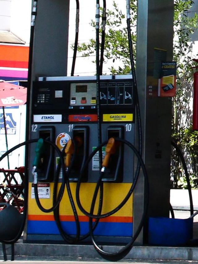 Preço da gasolina subiu após reoneração dos combustíveis