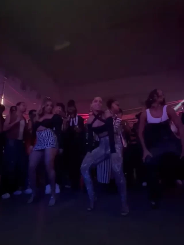 Lexa curte aniversário de Anitta sem MC Guimê – Veja idade da cantora