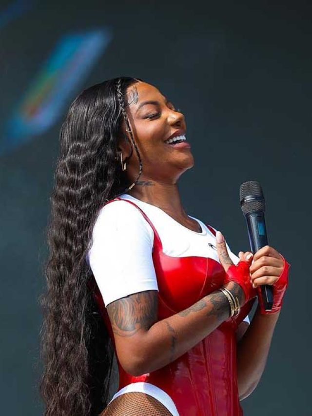 Lollapalooza 2023: Ludmilla canta com Brunna Gonçalves