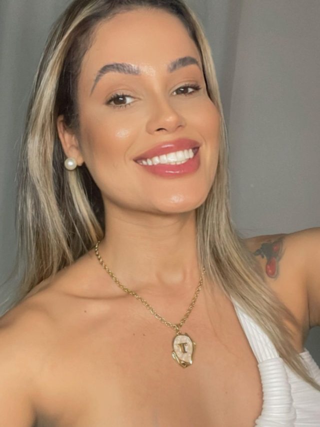 Cantora Nayara Vilela morreu aos 32 anos