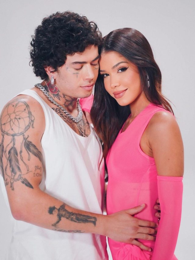 A música de Whindersson Nunes  com Tília