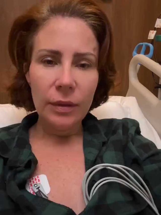 Carla Zambelli foi diagnosticada com Covid-19 em Brasília