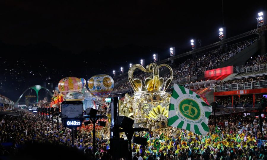 Lei Nelson Sargento estabelece o reconhecimento das escolas de samba como manifestação cultural nacional
