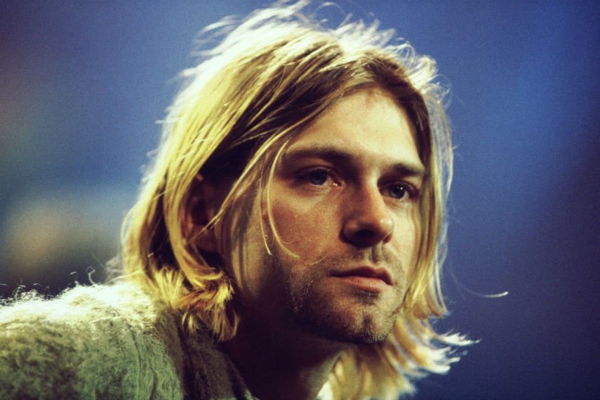 Kurt Donald Cobain foi um cantor, compositor e músico norte-americano, famoso por ter sido o fundador, vocalista e guitarrista da banda Nirvana