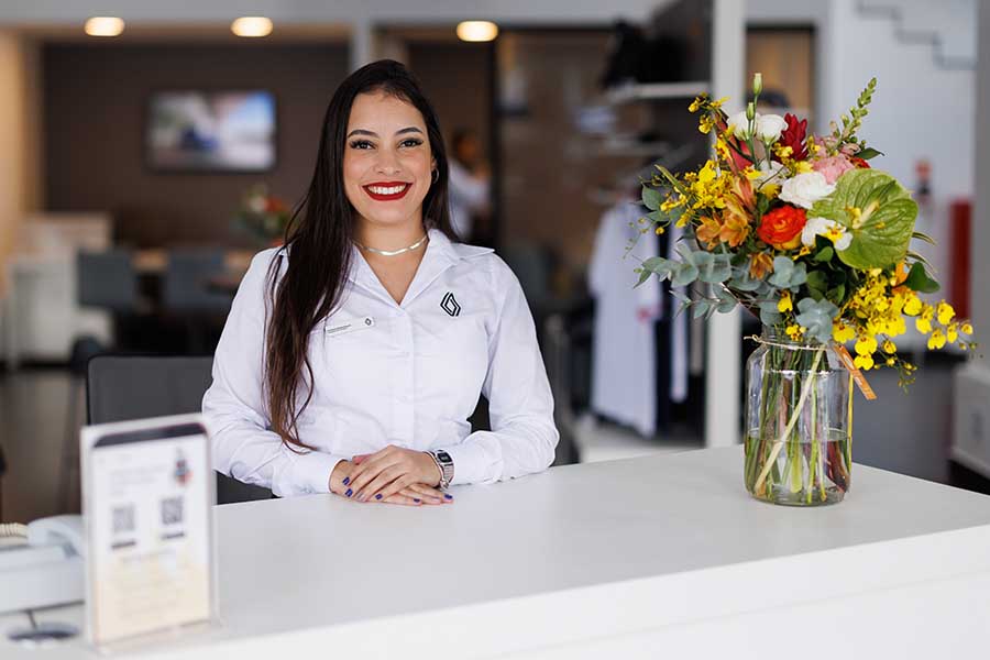 Mulheres no comando! A Renault inaugurou concessionária automotiva exclusivamente feminina.