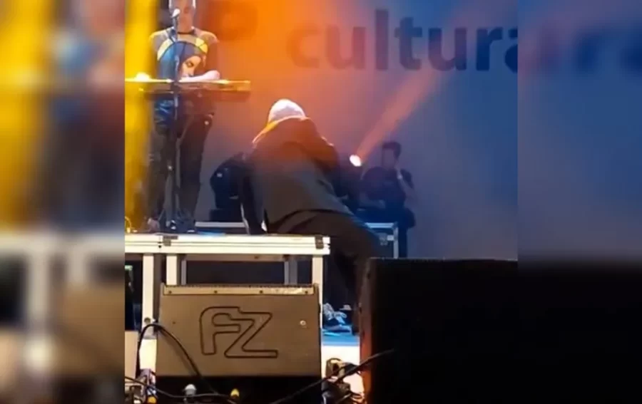Sidney Magal passa mal e posta vídeo no hospital