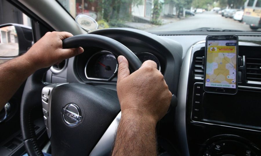 Greve Uber e 99: motoristas de aplicativos reivindicam melhorias