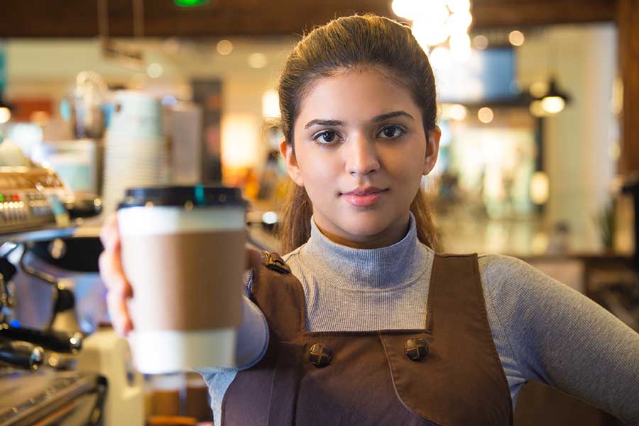 Conheça a profissão de Barista: desvendando os segredos do café profissional
