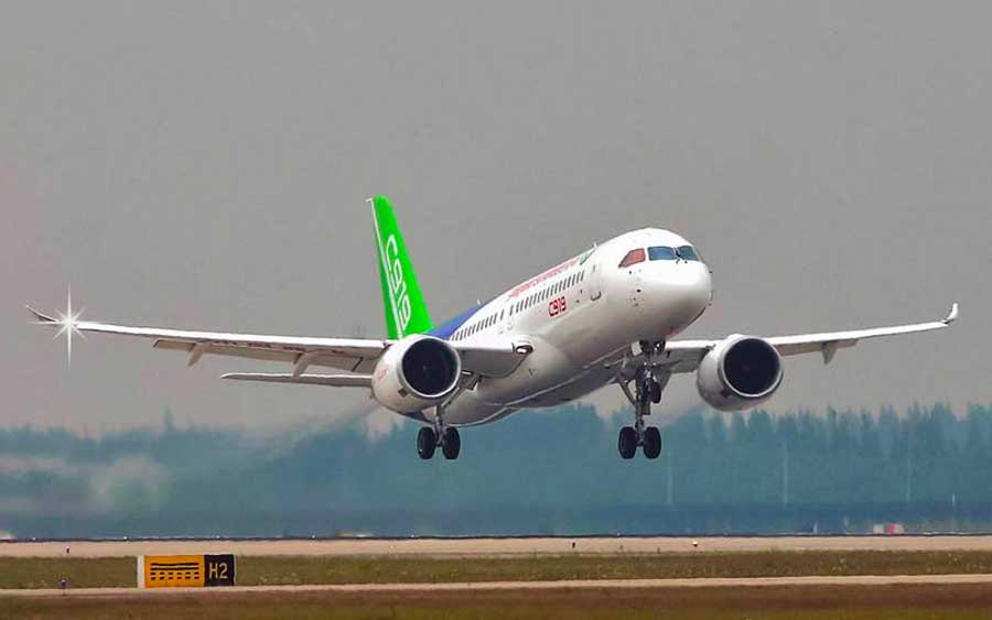 Companhia aérea chinesa marca presença com o avião C919