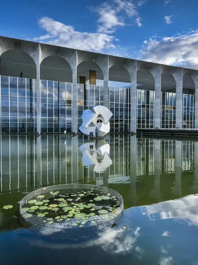 Concurso público no Itamaraty tem 50 vagas