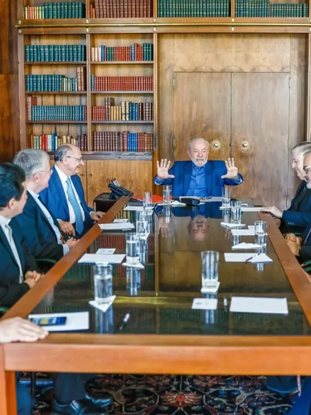 Presidente da CNBB e representante do Vaticano se reúnem com Lula