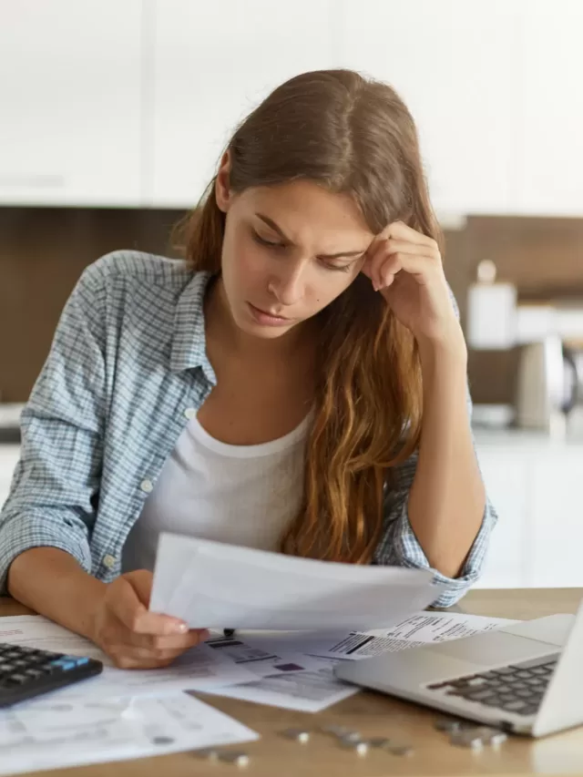 Como agir em caso de cobrança indevida de tarifas pelos bancos