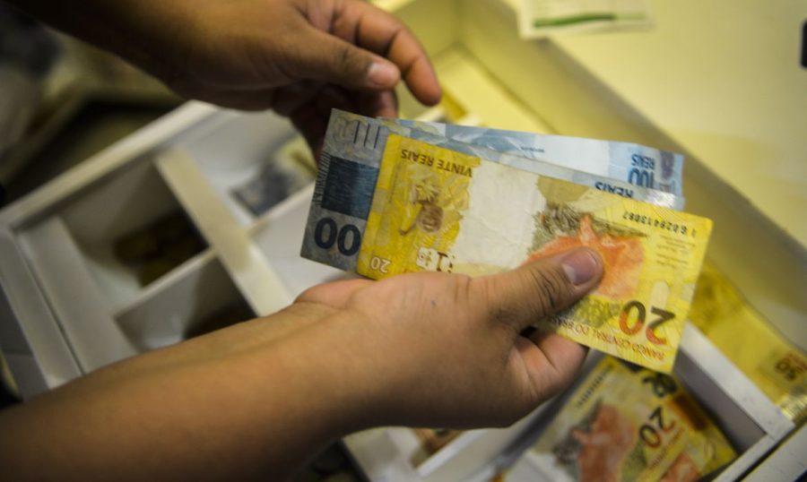 Inflação está caindo no Brasil; confira os números oficiais