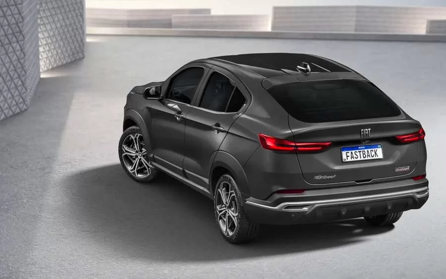 Fiat lança nova versão de entrada do Fastback por R$ 115.990