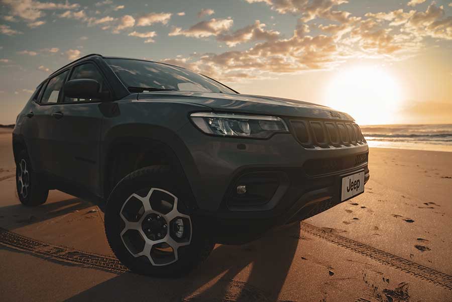 Jeep Compass 2023 segue como SUV mais vendido no Brasil esse ano