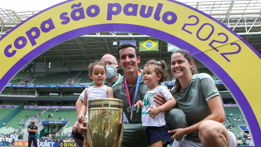 Técnico Paulo Victor Gomes deixa o Palmeiras para se tornar auxiliar no América do México