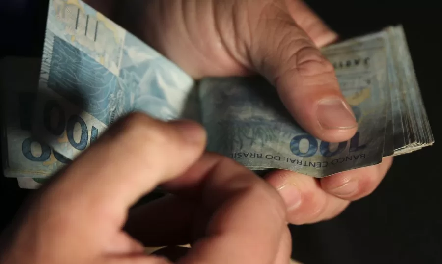 Mais de 10 milhões de brasileiros tem direito ao abono salarial do Pis/Pasep