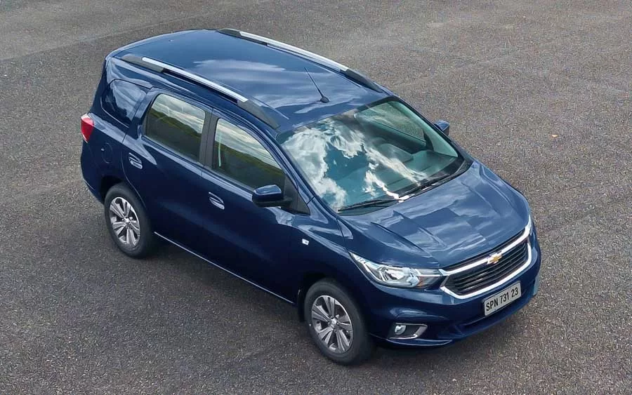 Chevrolet Spin 2024: Espaço, Conforto e Economia em Versões de 5 ou 7 Lugares