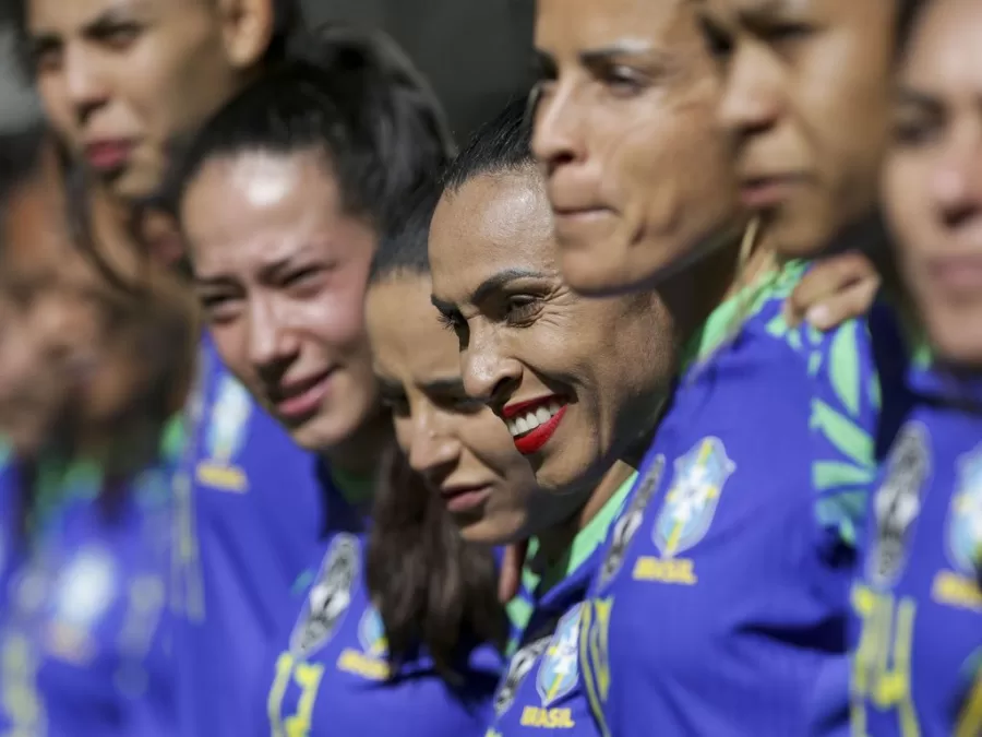 Fortuna da jogadora Marta: por que salário de Marta é menor que de Neymar e Cristiano Ronaldo?
