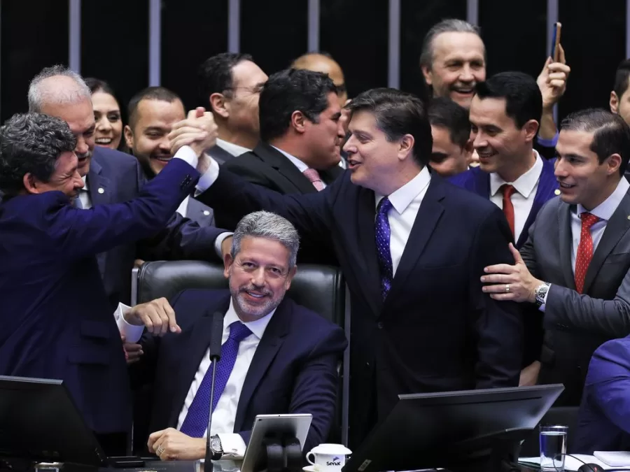 PEC da reforma tributária foi aprovada na Câmara dos Deputados