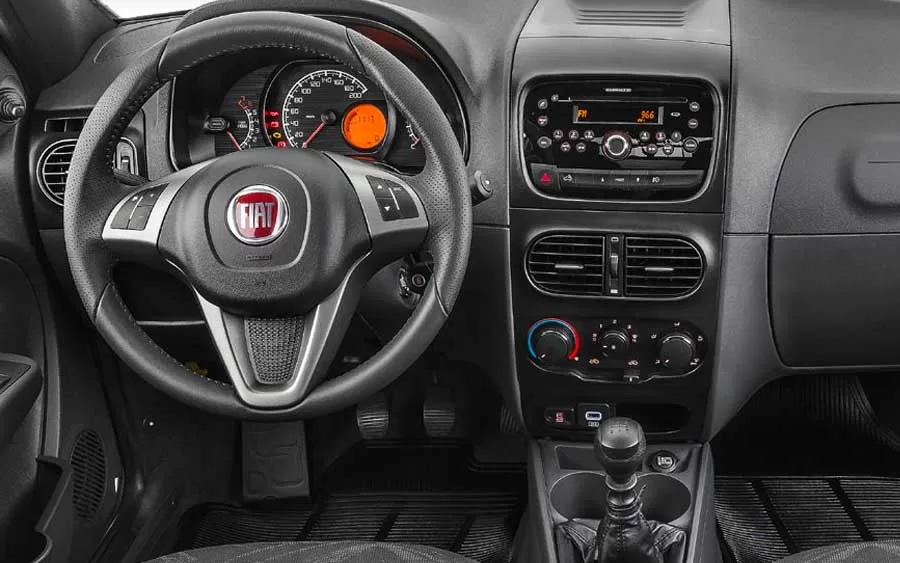 Fiat Strada Hard Working 1.4 CE 2018: Desempenho e Eficiência em Foco