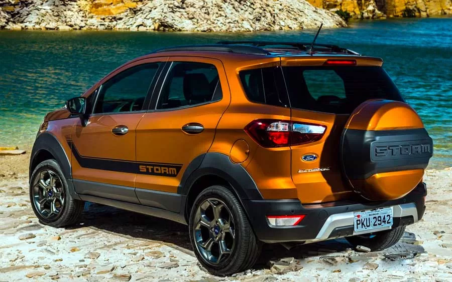 O coração da EcoSport Storm é o motor 2.0 com injeção direta, proporcionando uma resposta vigorosa e eficiência notável.