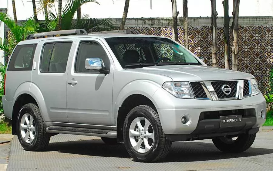 Nissan Pathfinder SE 2.5 Turbo 2009