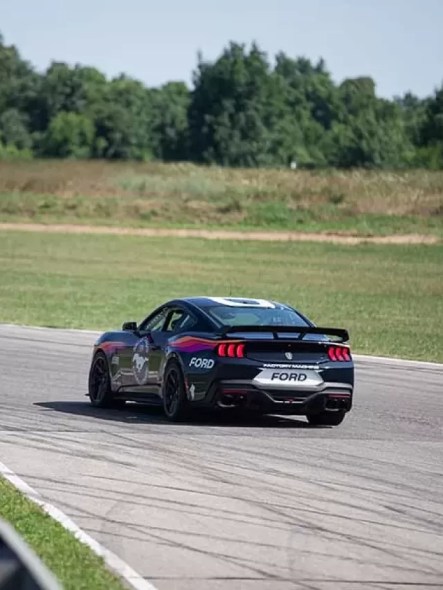 Novo Mustang Dark Horse R tem mais de 500 cavalos de potência