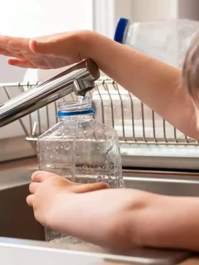 Como limpar caixa de agua