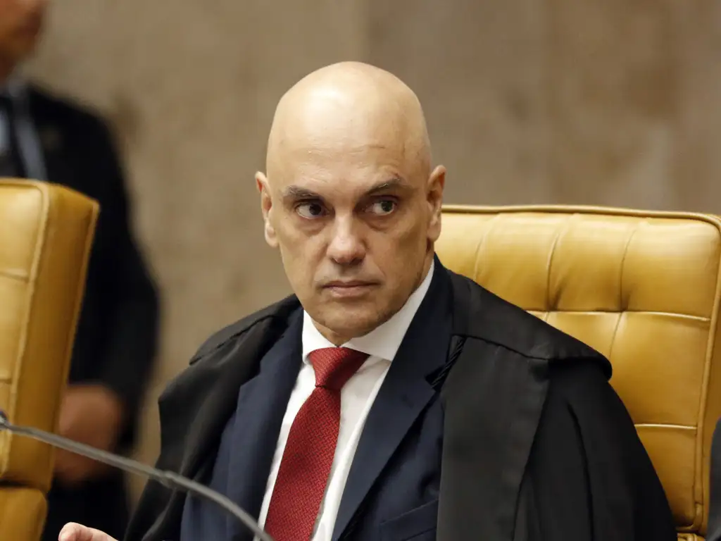 Fernando Collor, ex-presidente, teve a prisão decretada por Alexandre de Moraes nesta quinta, 24. A decisão surpreendeu Brasília e já tem efeitos imediatos. - Foto: Bruno Peres/Agência Brasil