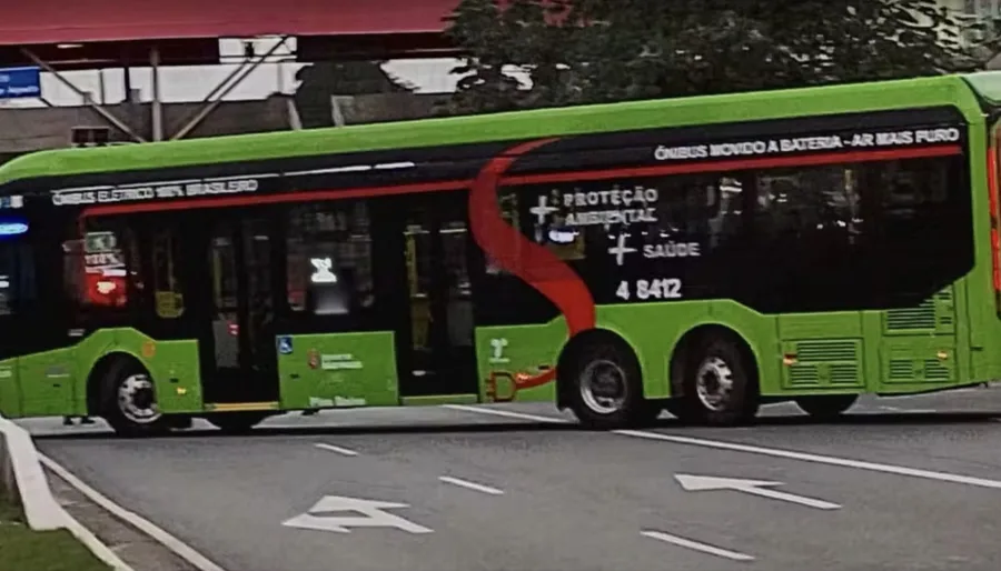 Motorista de ônibus é feito refém por ex-funcionário em Itaquera, e Gate é acionado pela PM